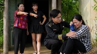 Full video: The Destiny That Brought a Kind Police Officer and a Homeless Girl Together screenshot 1