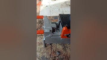 Máy cắt thép D32 dùng điện 1 pha 220v có bánh xe đẩy