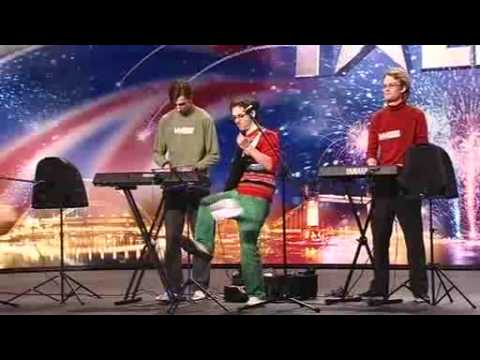 The Brett Domino Trio (playing Beat it) - Britain'...