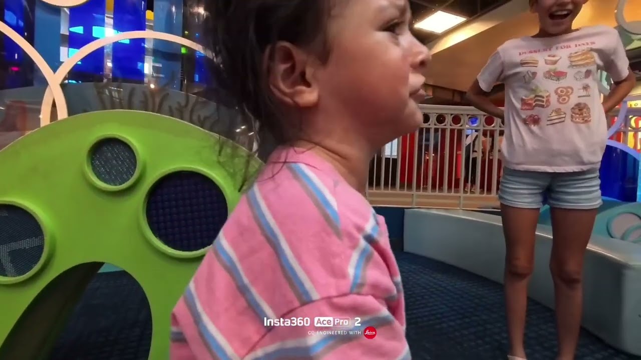 Port discovery time let's play!  👧👧