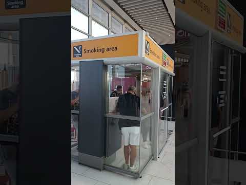 Découvrez le Sanctuaire des Fumeurs à Guarulhos! video