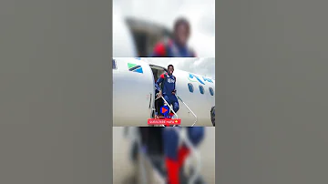 TAZAMA AZIZ KI ALIVYOTUA AIRPORT NA JEZI YA SIMBA Simba Shorts Shortvideo Trending Short Yanga 