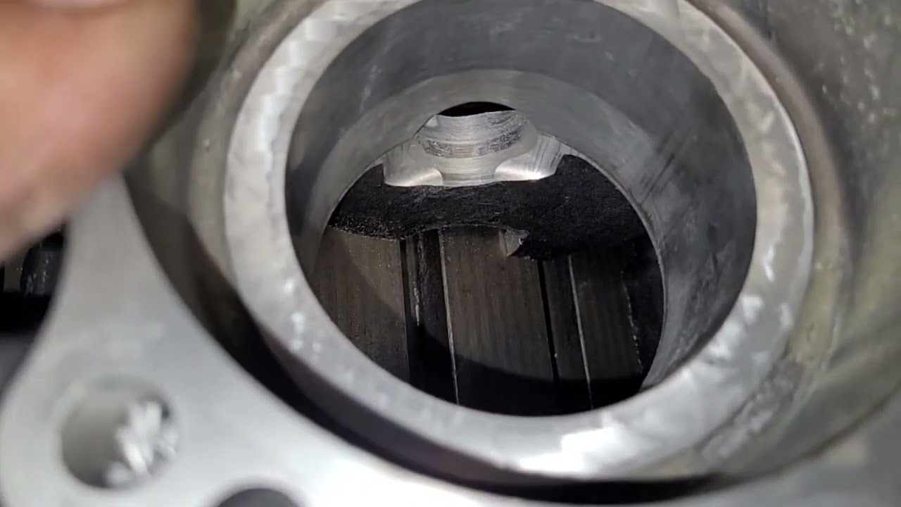 Preparing the cbr600rr engine block for cylinders sleeving  part 1