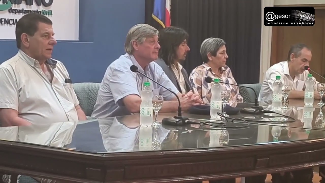 Lectura acta Asunción Fernando Carrasquera como Intendente interino