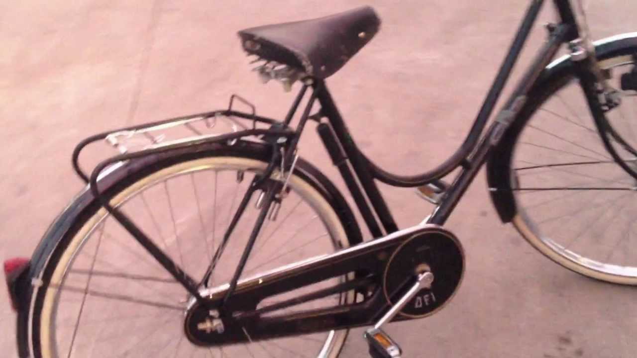 BICICLETTA DONNA UMBERTO DEI - YouTube