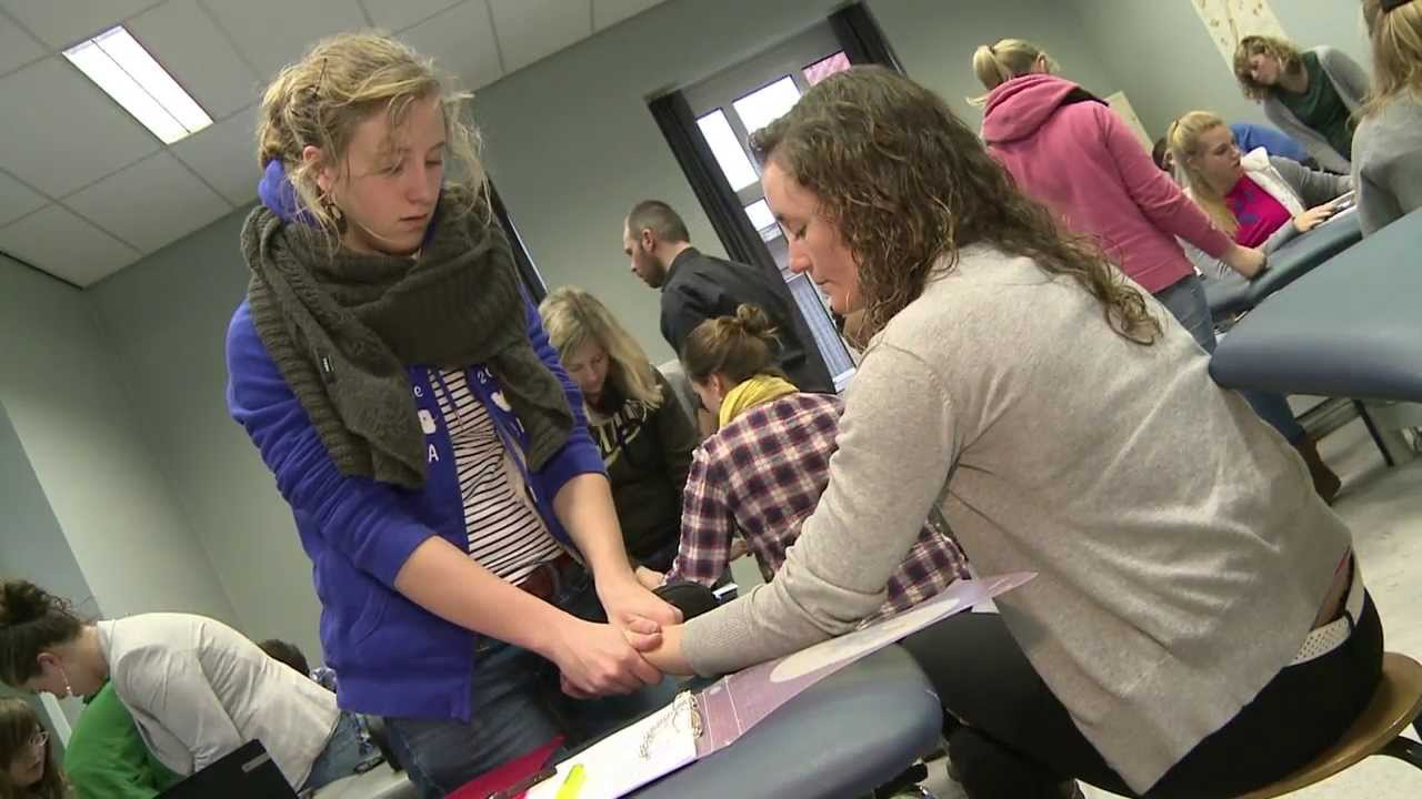 Geneeskunde, een dag op UHasselt | Studying at UHasselt