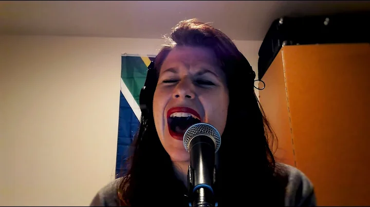 Leonard Cohen - Hallelujah (cover by Courtney Viss...