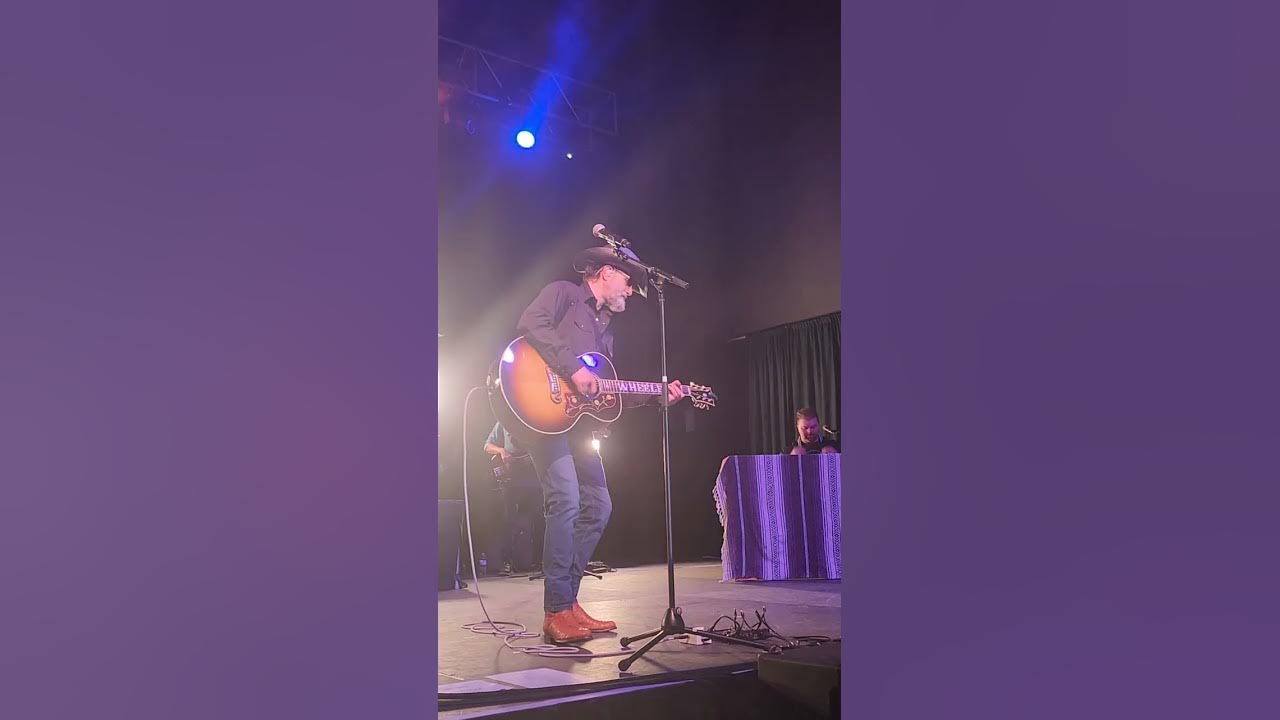 Puss in Boots by Wheeler Walker Jr 9/20/2023 in Sioux Falls, South