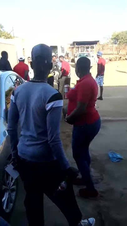 DIRECTOR VS MANIZO