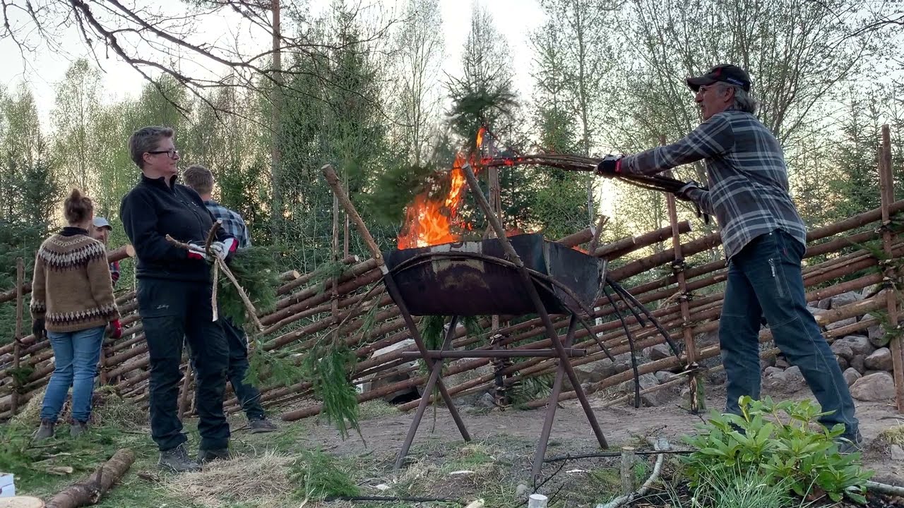 Ancient Ritual |Traditional Fencing | Lär dig bygga Gärdsgård