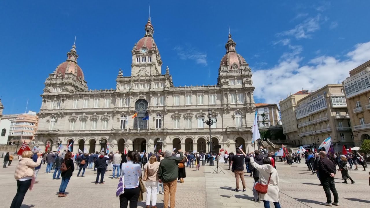 Himno galego na praza de María Pita da Coruña