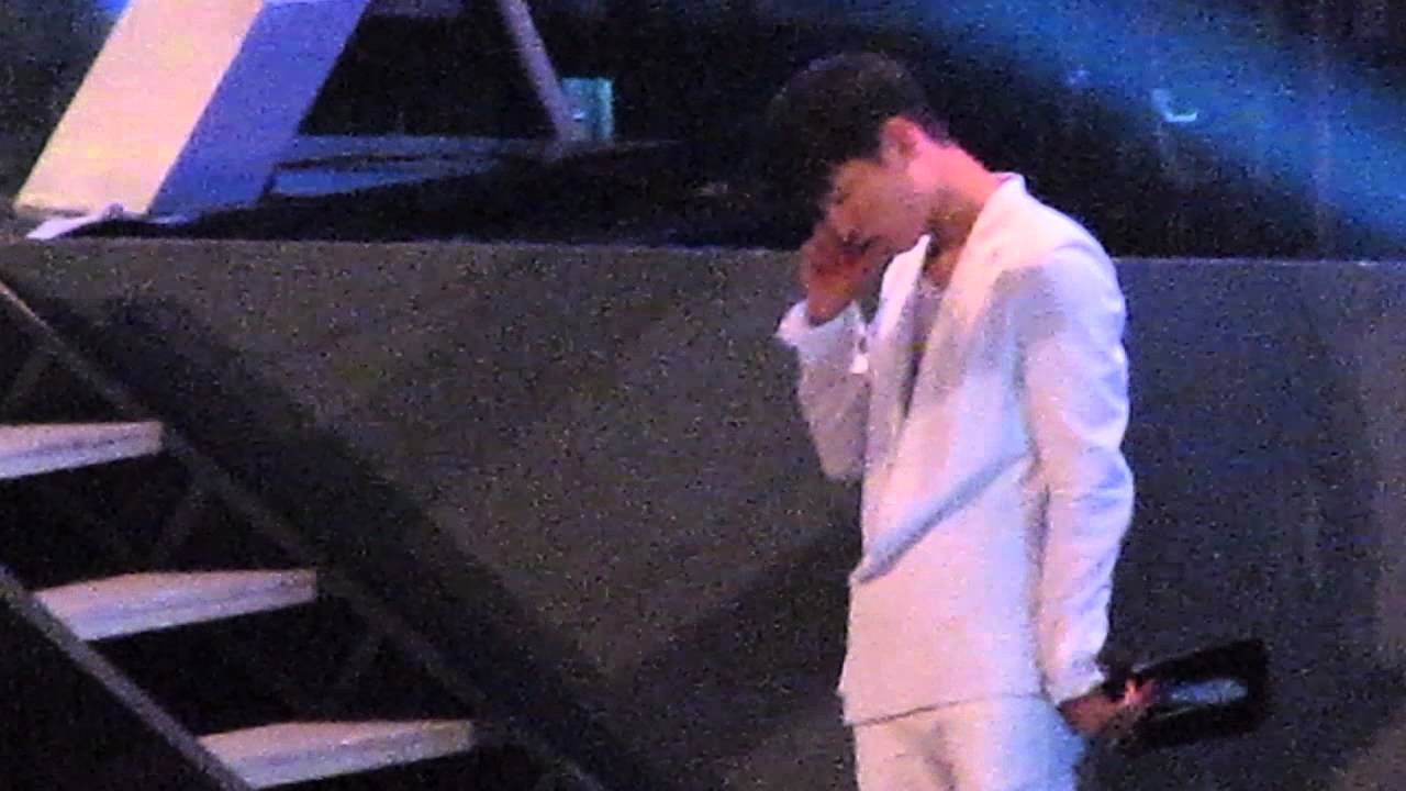 (Fancam)110528 Song Joongki, Heechul & Hara MC Break - Sunset Glow @ Dream Concert