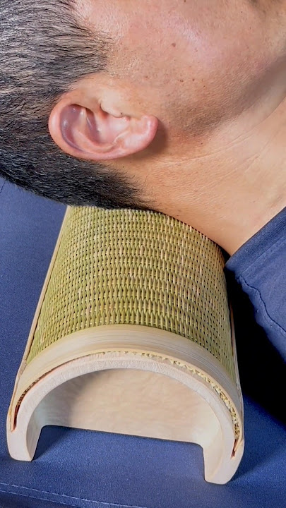 Breathable Bamboo Woven Pillows – Eco-Friendly Comfort & Craftsmanship