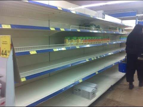Украинцы в панике скупают продукты: пустые полки, привет 90-е Гонтарева