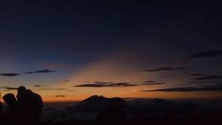 #Story Wa #Keindahan Alam Indonesia #Senja Indah Di Atas Awan      Keindahan Negeri Di Atas Awan!