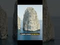 STELLA, SAETTA E SCOPOLO: I TRE FARAGLIONI DI CAPRI E LE LORO STORIE