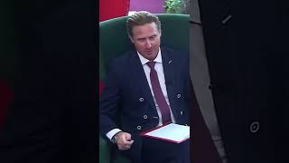После измены Сергея,  Женя засматривается на других мужчин?