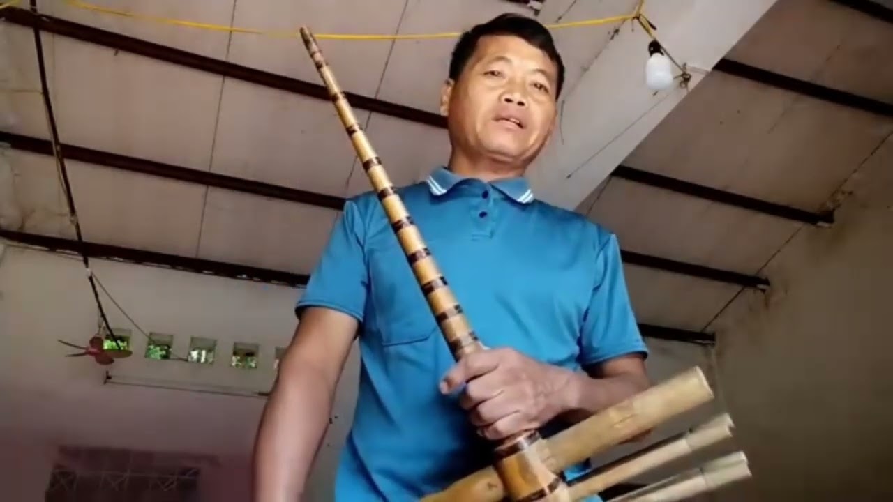 Tij laug txhuab ib zaj qeej ntau mab ntau suav