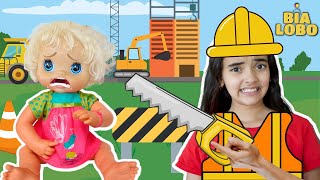 Bia Lobo E Clarabela Aprendem A Brincar Em Local Se