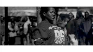 Busiswa feat DJ Buckz, Uhuru 'Lahla' Offical 