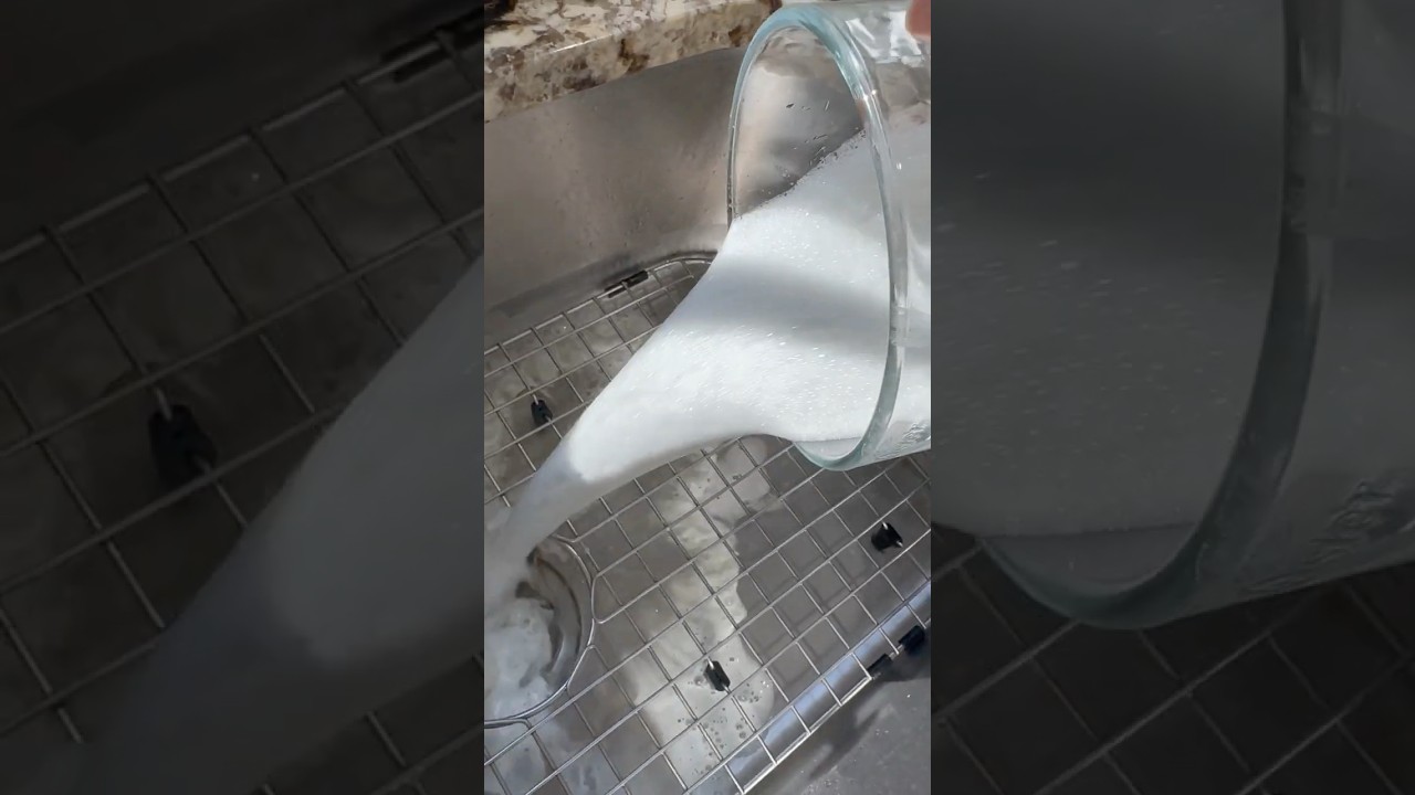 best cleaning hack ever 🧼 