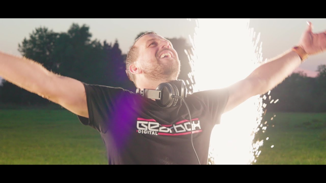 Loudar ft. Michael Jo - Runaway (Official Videoclip) [GBE132]