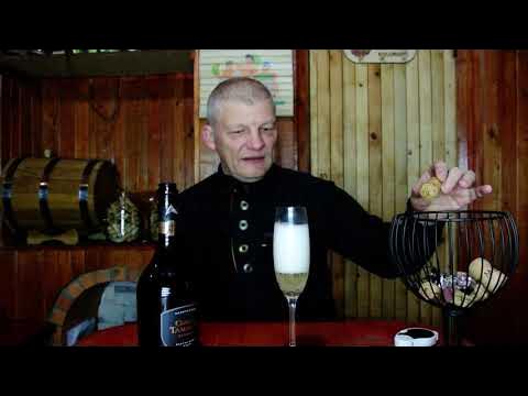 Обзор игристого вина "Шато Тамань" Резерв Экстра Брют из КиБ. - YouTube