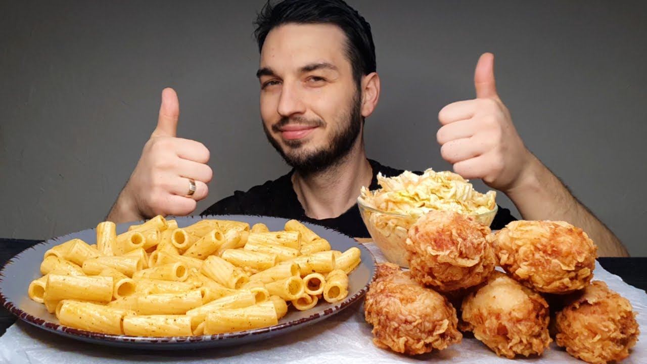 MUKBANG ASMR Crispy chicken just like KFC, served with pasta