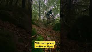Enduro Et Trial En Vélo De Ville Sans Pneus