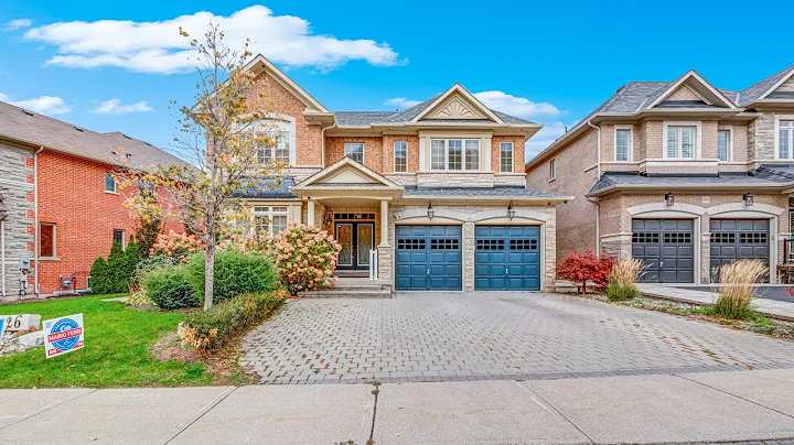 426 Maria Antonia Rd in Vaughan, ON L4H 2Y9 | Lino...