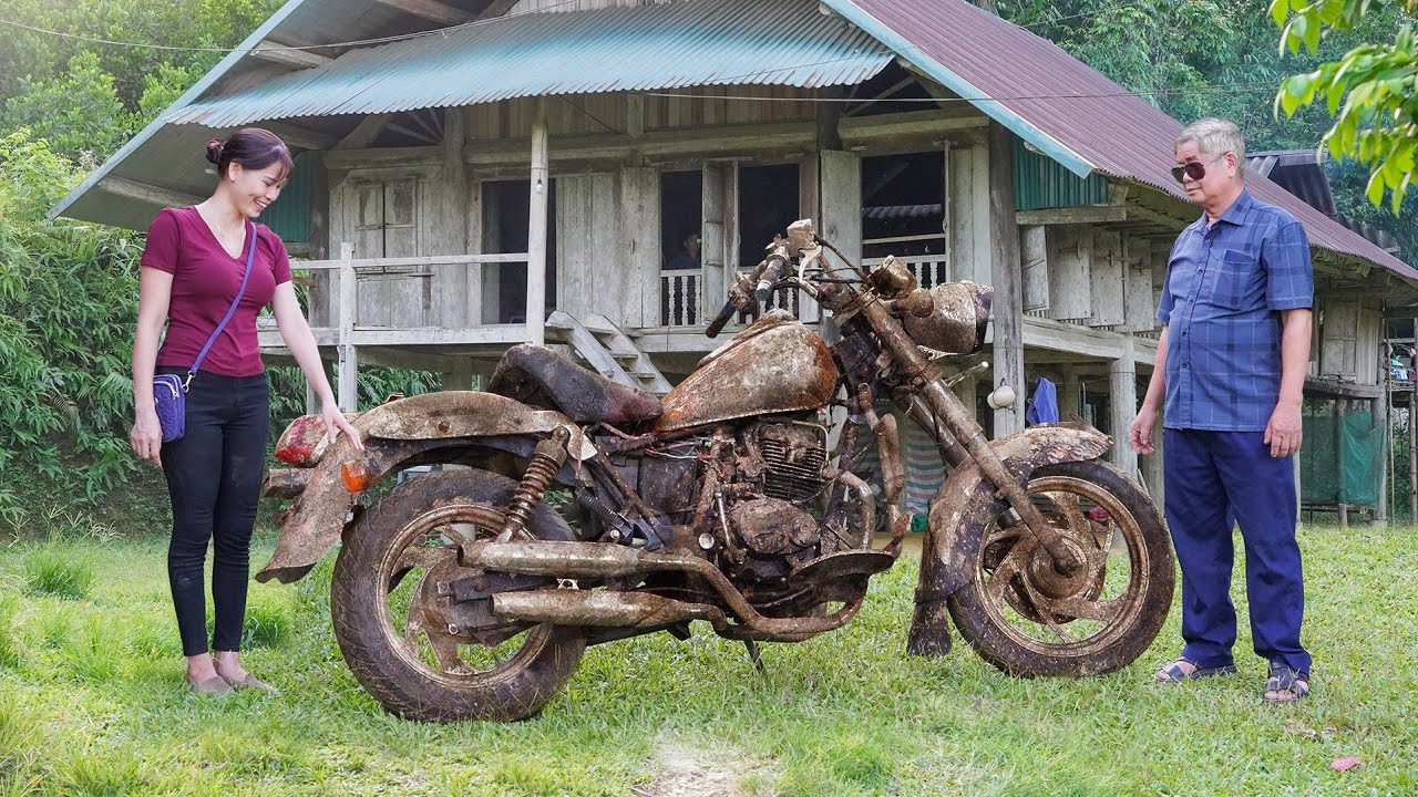 Girl Restores Abandoned Rusty LIFAN 150CC Motorcycle Bought from an elderly man