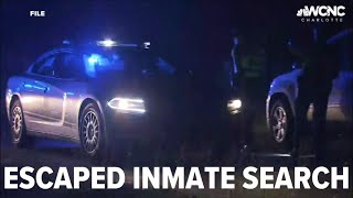 FBI offering reward in escaped inmate search