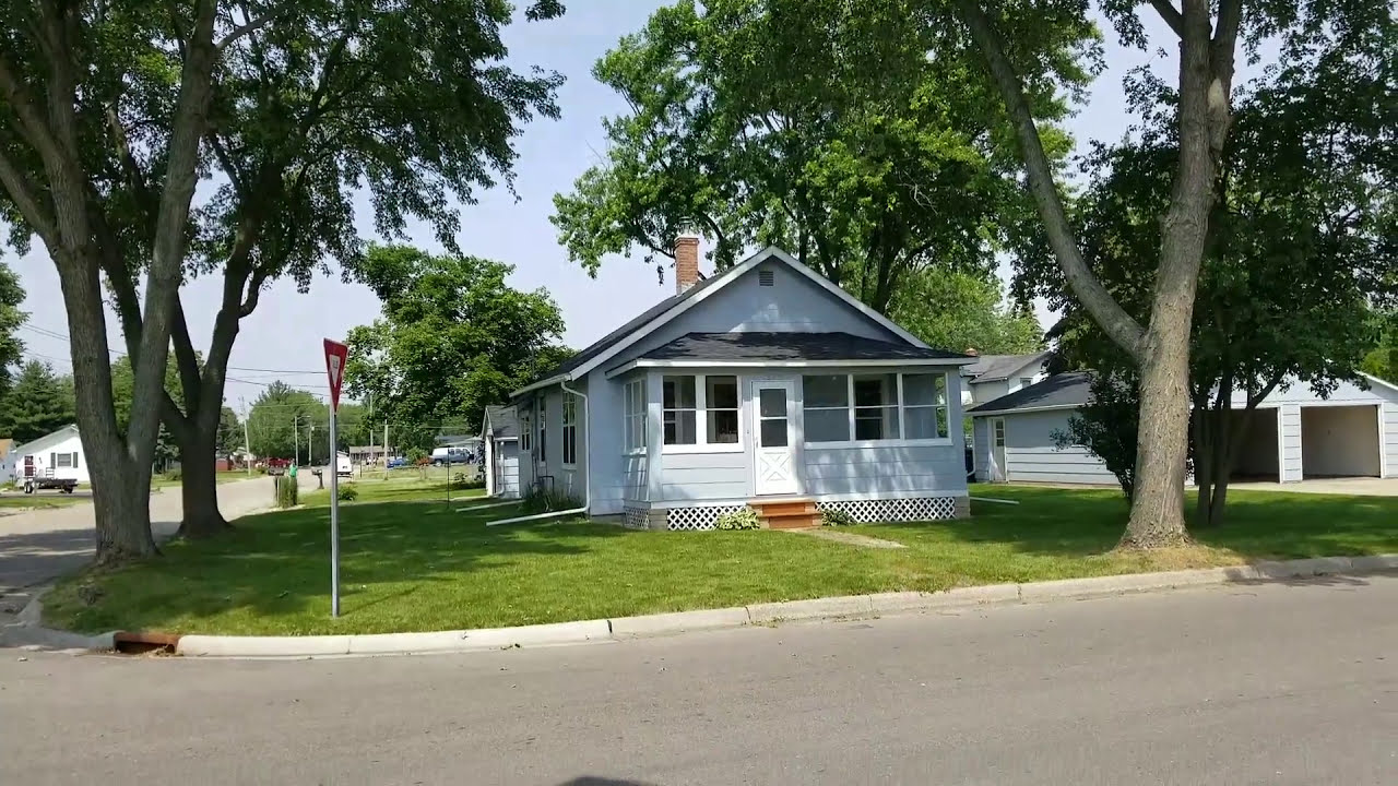 1503 Alden Rd, Janesville, WI 53545 1of2 YouTube