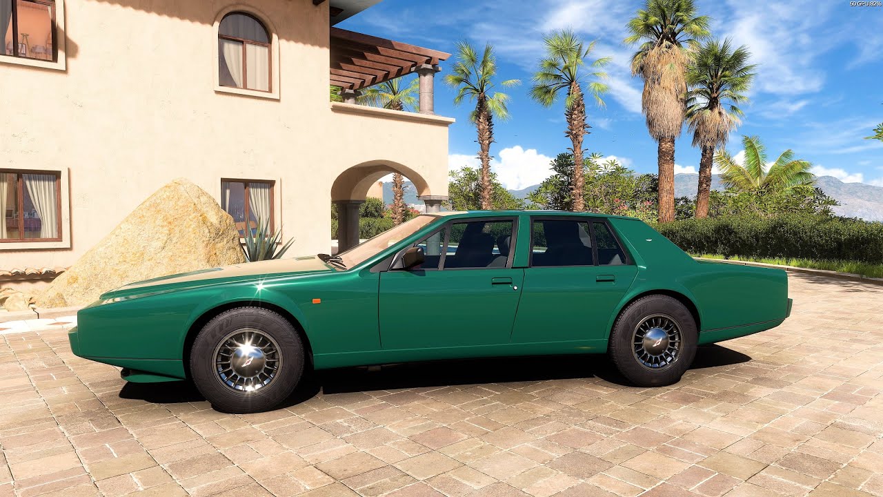 Forza Horizon 5 . Aston Martin Lagonda 1990 . Car Show Speed Jump Crash Test Drive .