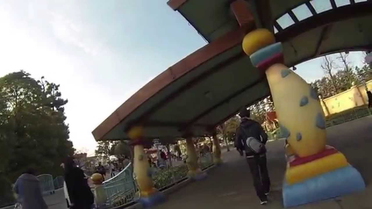 14年1月ディズニーランド ファストパスを取って既に場所取りの始まっているトゥーンタウン ファンタジーランドを眺めた Tokyo Disneyland Gopro Hero 3 Youtube
