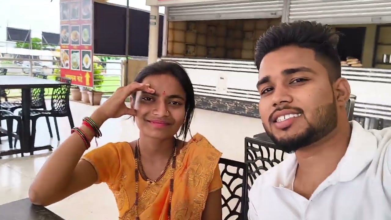 आज आम्ही चाललो सोलापूरला