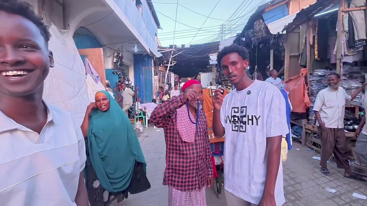 WAXAAN TAGAY SUUQA UGU WEEYN KISMAAYO WAXAAN KU ARKAY WAX LAYAAB LEH🙀👀