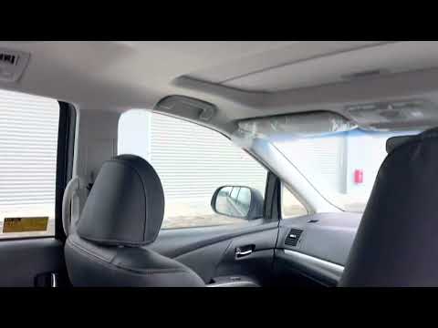 2013/02 TOYOTA PREVIA
