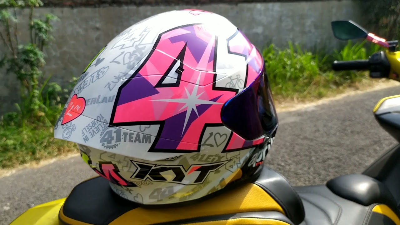 KYT TT COURSE repaint espargaro41 modif Visor Blue