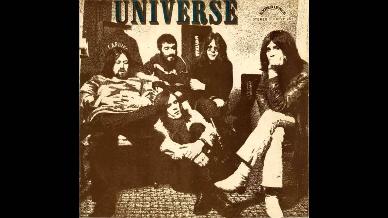 Guarda Universe - Track Four su YouTube Guarda Universe - Track Four su YouTube