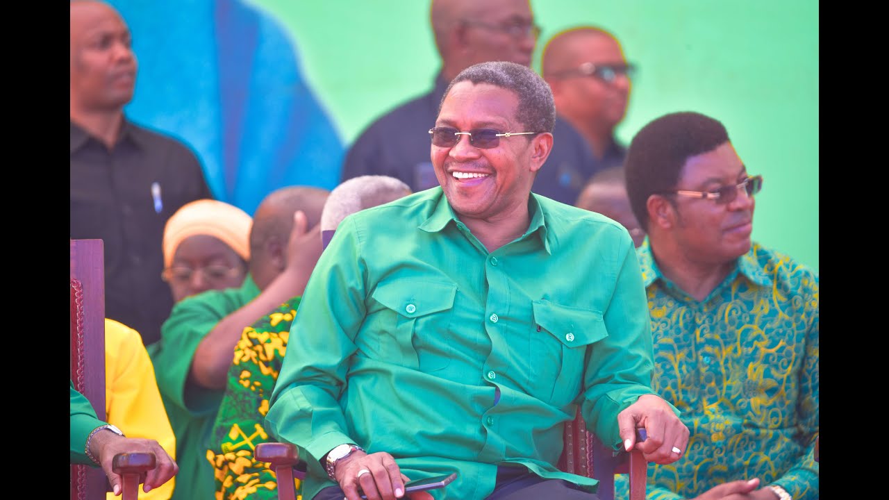 LIVE: MASANJA NA JOTI WALIVYOWACHEKESHA MSTAAFU KIKWETE, MWINYI UFUNGUZI WA KAMPENI ZA CCM