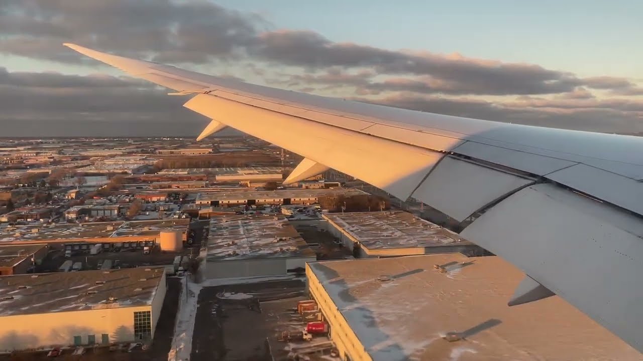 HD American Airlines Boeing 787 Landing at Chicago O'Hare Airport