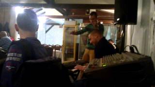 Mihajlo Kurjak & Bojan Truman & Miske King Extra Kolo