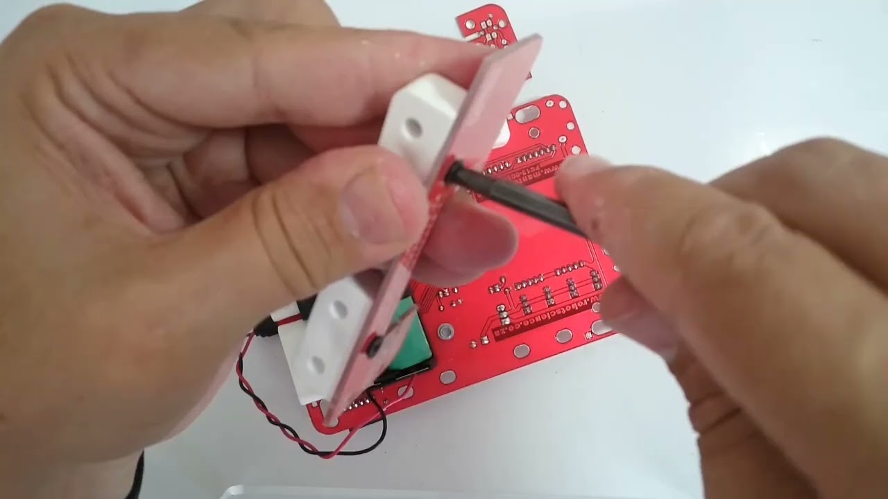 EA.064 ARDUINO PRIMO ROBOT: chassis build