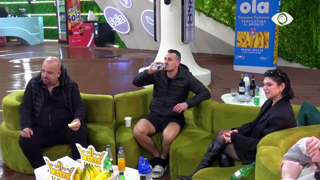 "Je lojtari më i lodhur"/ Mateo-Mirit: Nuk di rregulla ti