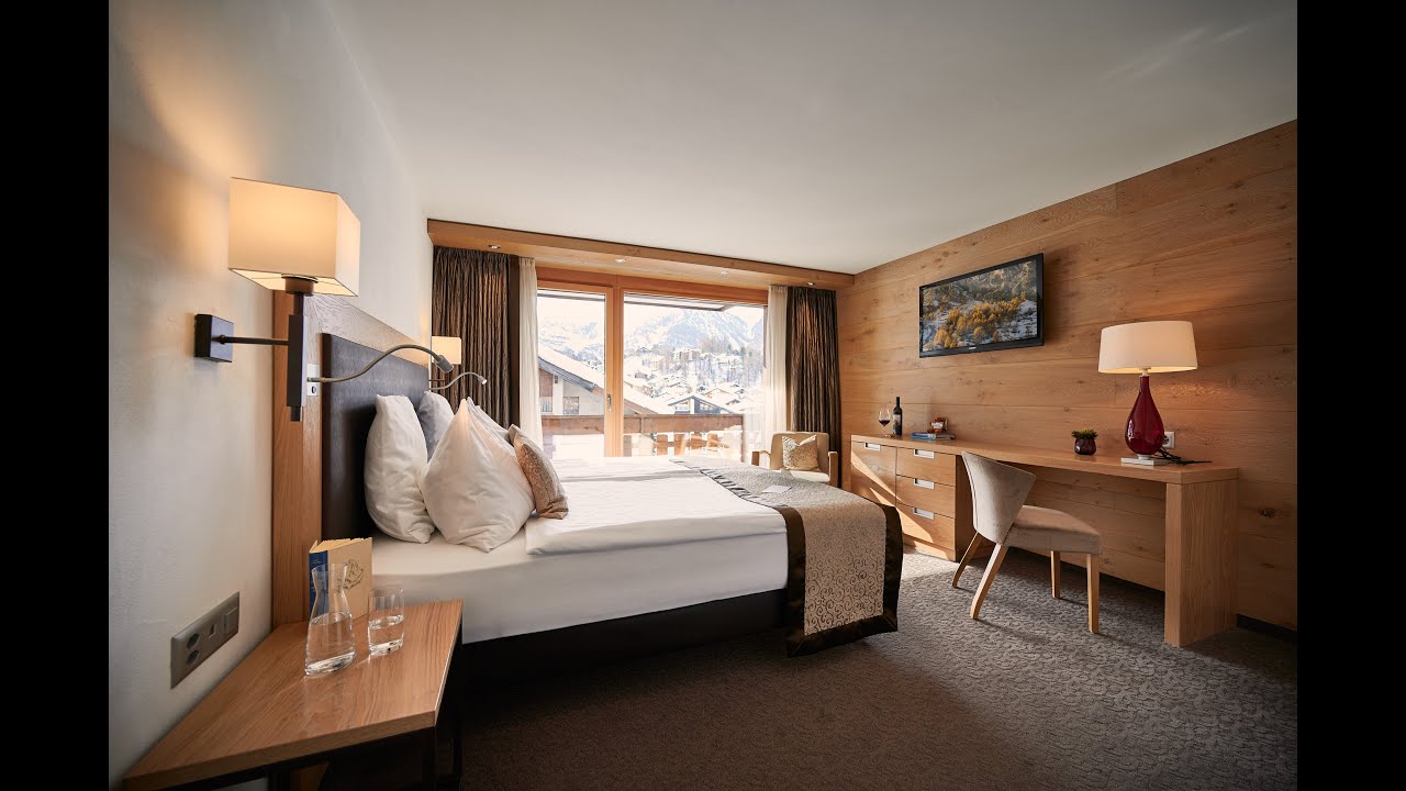 Hotel AMBiANCE Zermatt Sunrise Deluxe Double Room with Matterhorn View