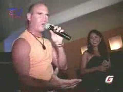 Música en vivo con Fabián Fariña