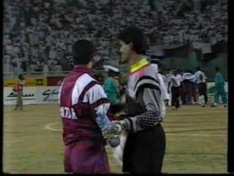 مقطع فيديو 1992 عندما حصل المنتخب القطري على اول كأس خليج وكان في الدوحة قطر أحمد خليل ويونس أحمد