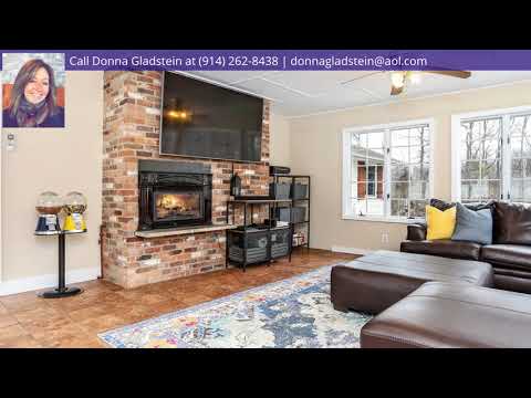 8 Fernbrook Drive, Brookfield, CT home video tour
