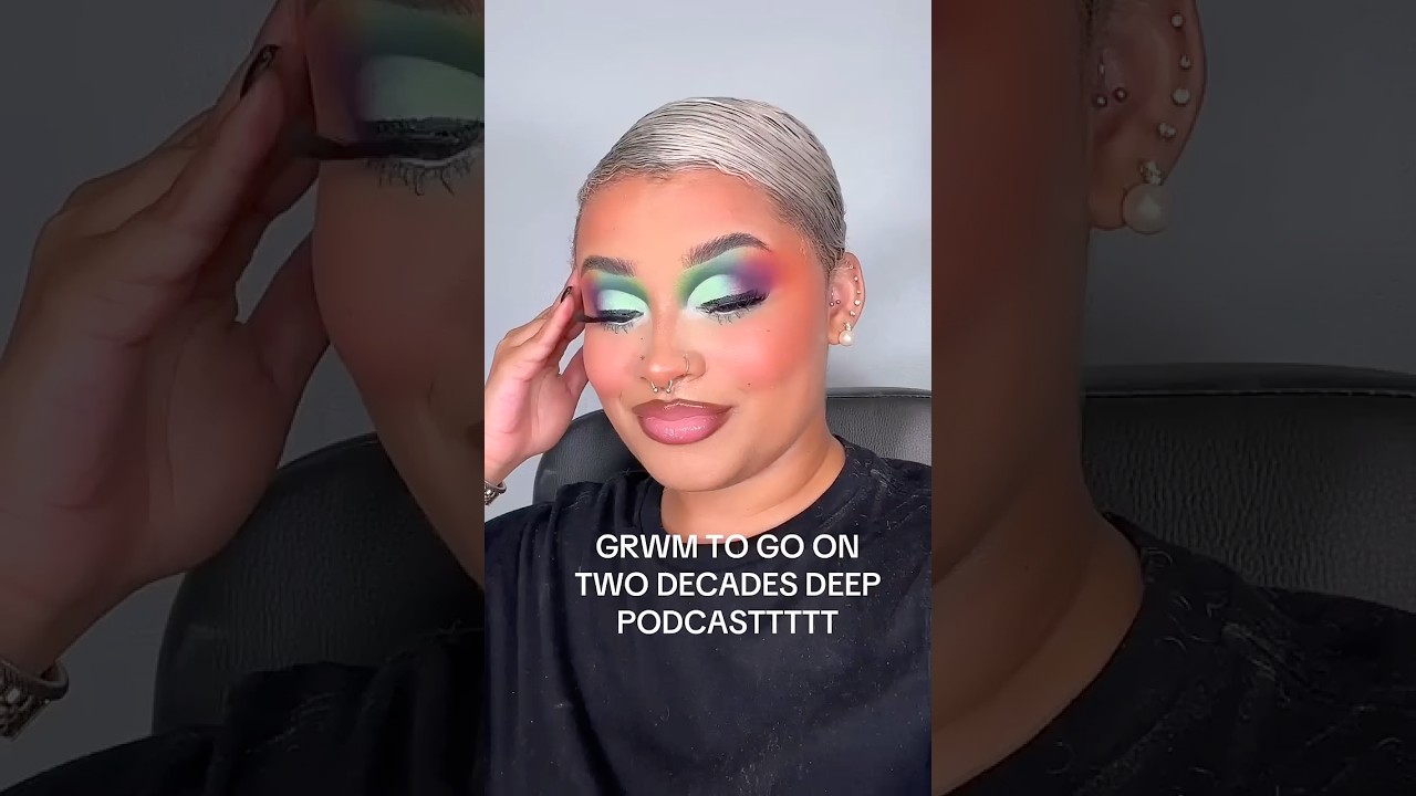 MINT + RAINBOW COLORFUL EYESHADOW LOOK 